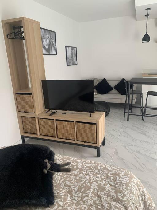 La Chambre De Flore Arras Luaran gambar