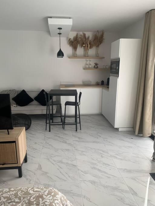 La Chambre De Flore Arras Luaran gambar